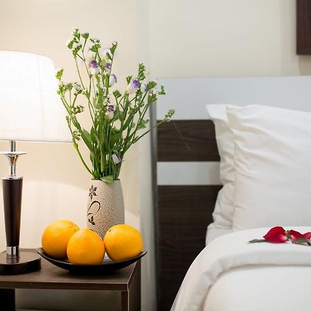 Hanoi Majestic Hotel Bagian luar foto